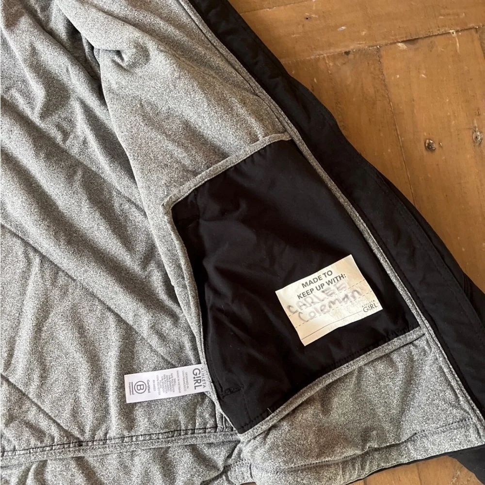 Athleta girl jump to it black quilted jacket